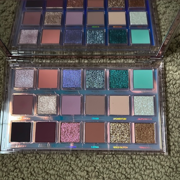 Huda beauty mercury retrograde palette - Picture 1 of 4
